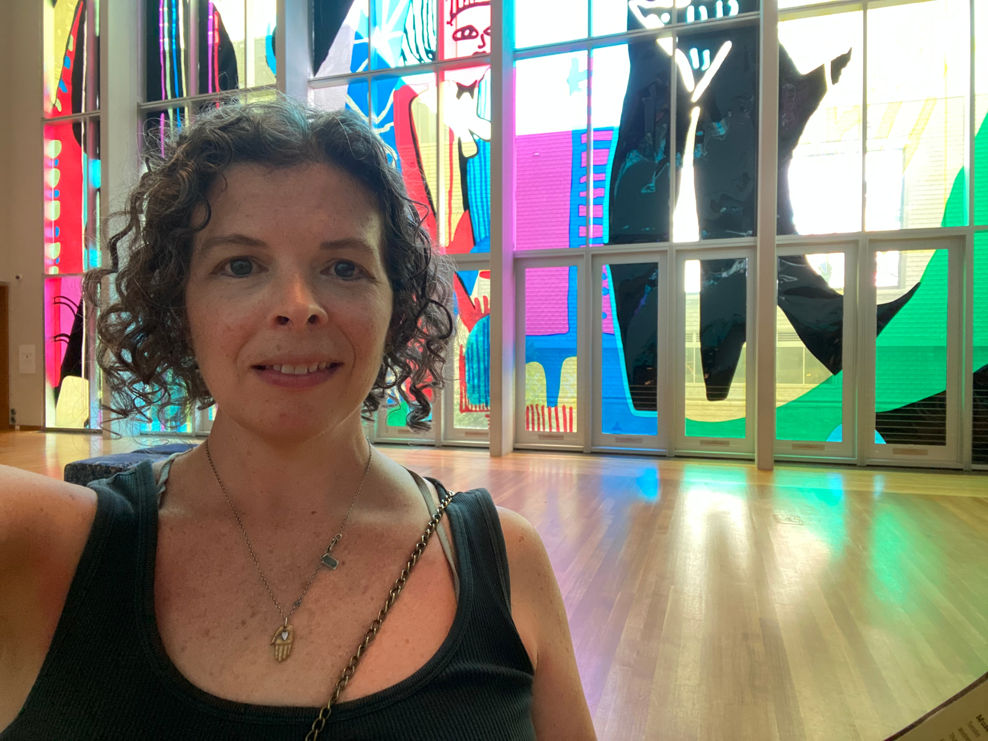 Rachel, trauma-informed life coach and creative mentor